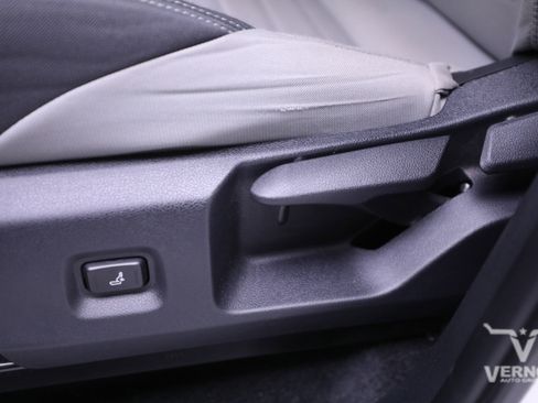 Used 2024 Toyota Tacoma TRD Sport image 14