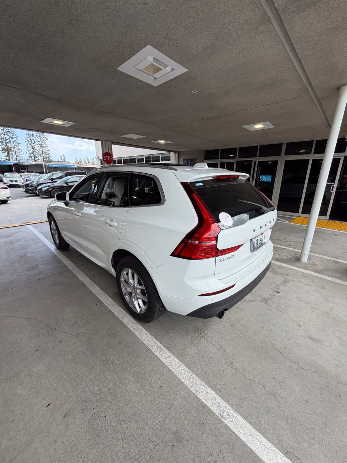 Used 2020 Volvo XC60 T5 Momentum FWD image 7