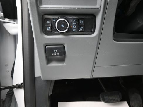 Used 2024 Ford F150 XLT w/ Mobile Office Package image 14