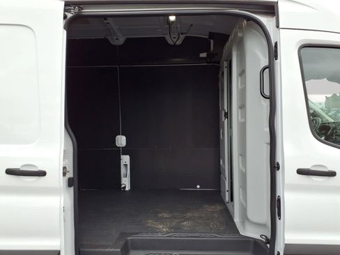 Used 2023 Ford Transit 250 148 High Roof Extended w/ Load Area Protection Package RWD image 11