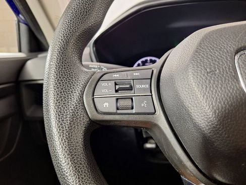 Used 2023 Honda CR-V EX image 14