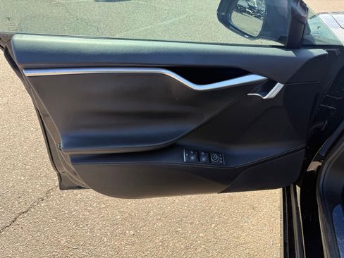 Used 2016 Tesla Model S 60D image 15