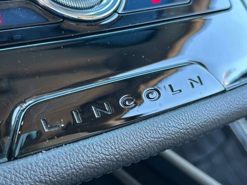 Used 2021 Lincoln Corsair Reserve image 33
