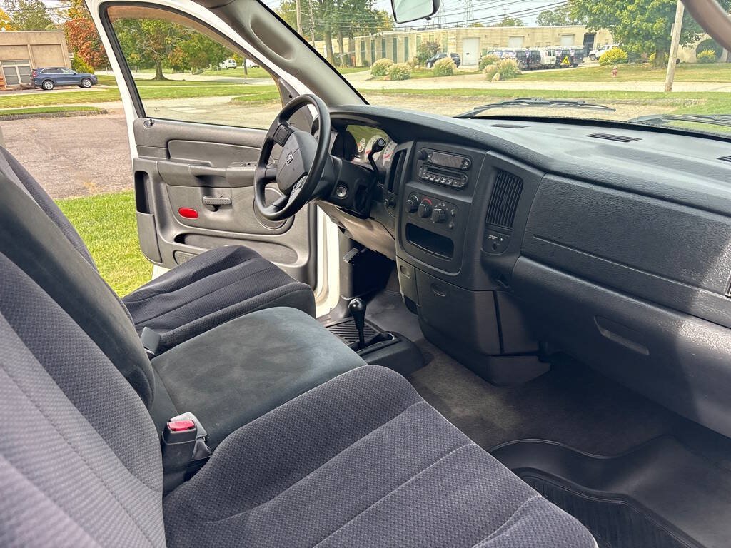 Used 2005 Dodge Ram 1500 Truck SLT w/ Trailer Tow Group AWD/4WD image 10