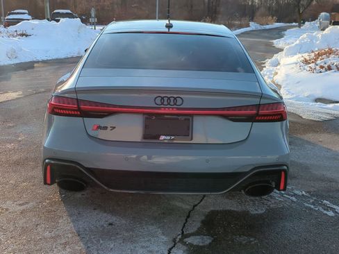 Used 2021 Audi RS 7 w/ Carbon Optic Package image 7