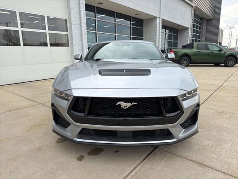 Used 2025 Ford Mustang GT image 2