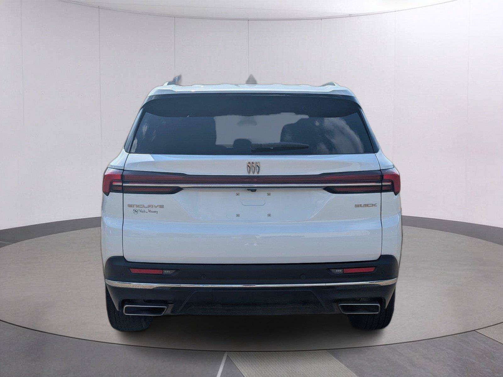 Used 2026 Buick Enclave Preferred FWD image 4