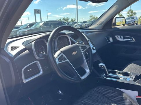 Used 2012 Chevrolet Equinox LT w/ Driver Convenience Package AWD/4WD image 11