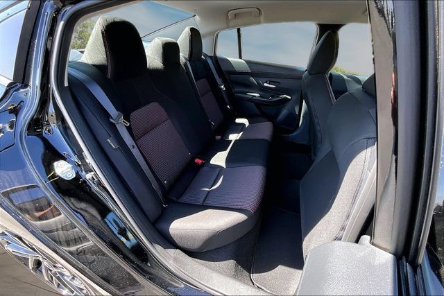 New 2027 Nissan Sentra SR w/ SR All Weather Package FWD image 9