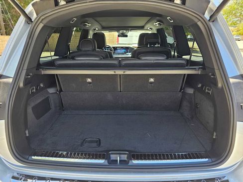 New 2026 Mercedes-Benz GLS 580 4MATIC image 16