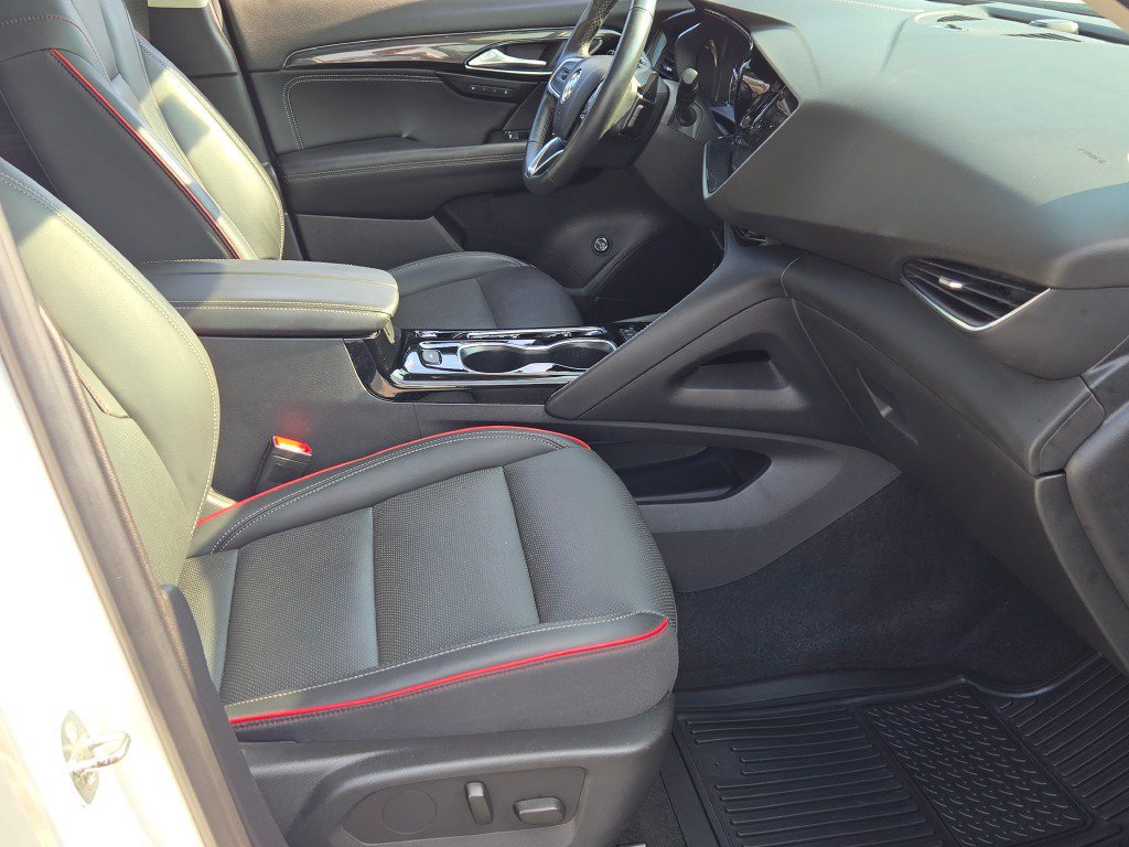 Used 2023 Buick Envision Essence w/ Sport Touring Package AWD/4WD image 7