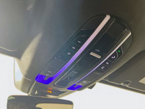 Certified 2023 Porsche Cayenne Turbo S AWD/4WD image 14