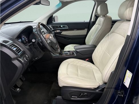 Used 2017 Ford Explorer Platinum AWD/4WD image 13