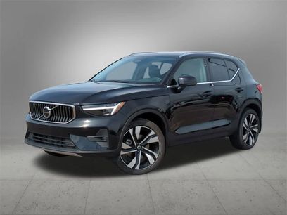New 2025 Volvo XC40 B5 Plus w/ Protection Package Premier