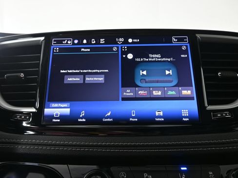 Used 2023 Chrysler Pacifica Touring-L w/ S Appearance Package AWD/4WD image 28