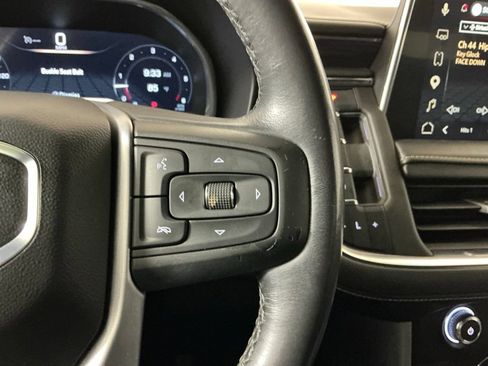 Used 2023 GMC Yukon SLT RWD image 13