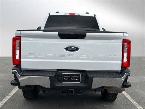 Used 2023 Ford F350 XLT w/ FX4 Off-Road Package image 6