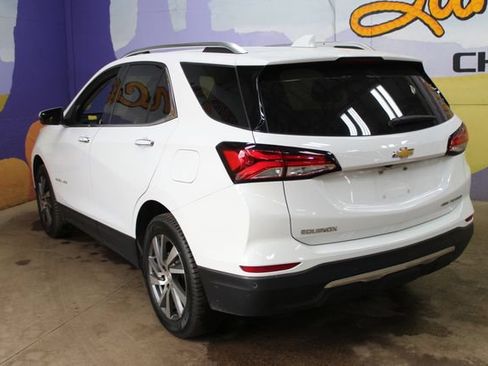Used 2023 Chevrolet Equinox Premier AWD/4WD image 5