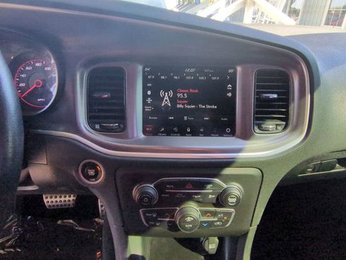 Used 2021 Dodge Charger R/T w/ Blacktop Package image 17