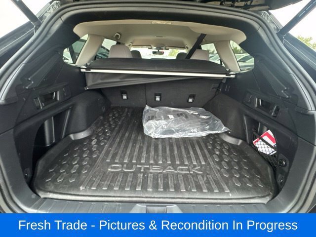 Certified 2025 Subaru Outback Premium w/ Popular Package #1A AWD/4WD image 19
