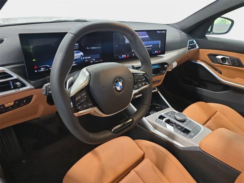 Certified 2025 BMW 330i Sedan w/ Convenience Package image 13