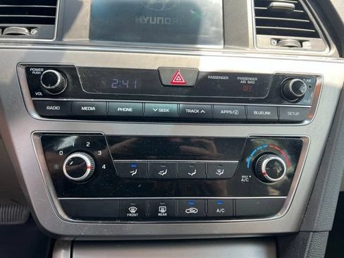 Used 2016 Hyundai Sonata SE w/ Cargo Package FWD image 19