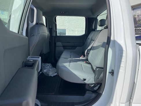 New 2026 Ford F250 XL w/ XL Chrome Package AWD/4WD image 31