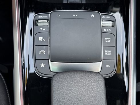 Certified 2022 Mercedes-Benz GLB 250 4MATIC image 24