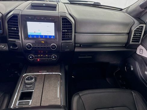 Used 2020 Ford Expedition Max Limited image 28