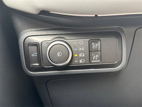 New 2025 Ford Explorer Platinum w/ LUX Leather Package image 17