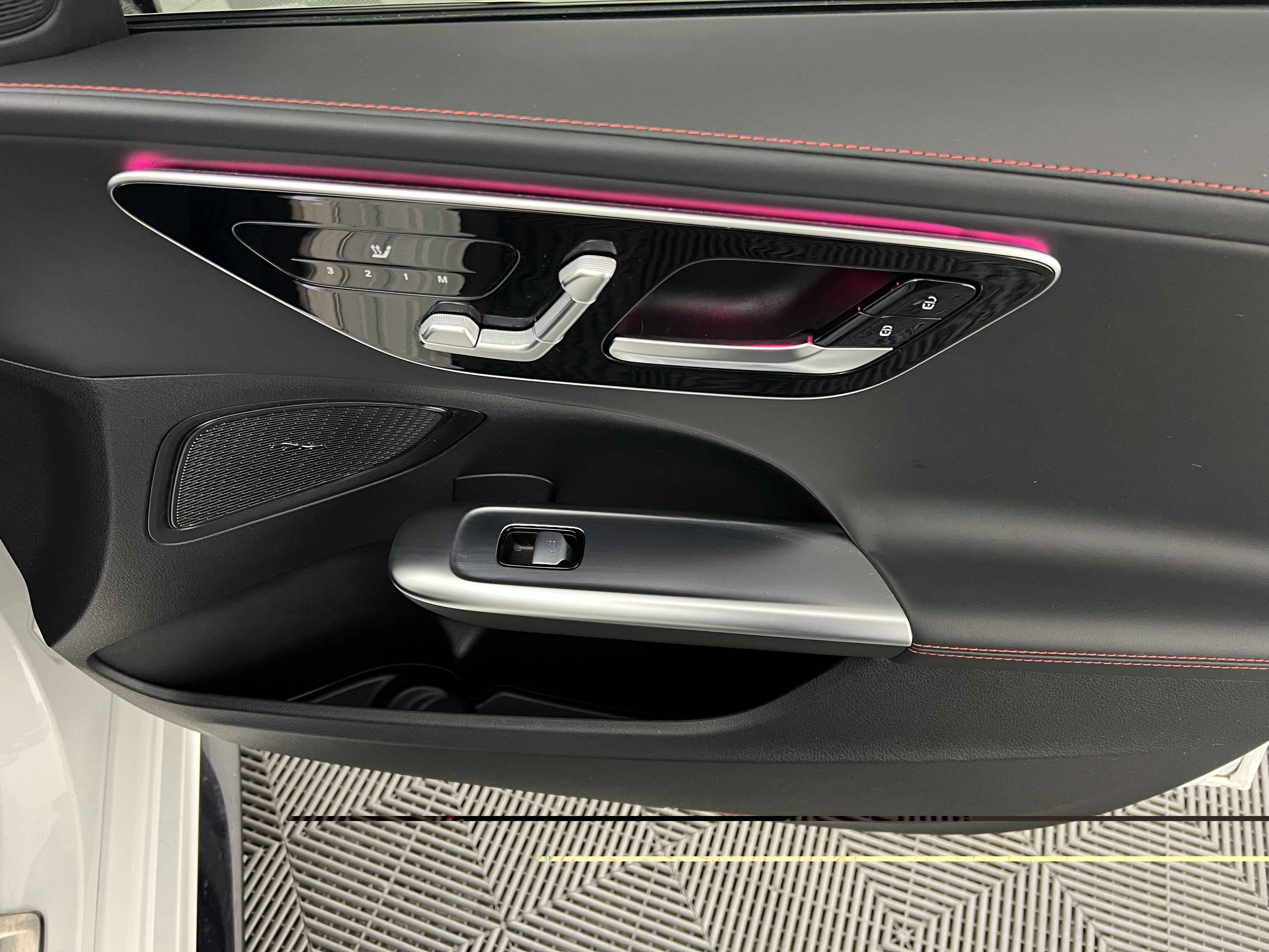 Certified 2023 Mercedes-Benz C 43 AMG 4MATIC Sedan image 25