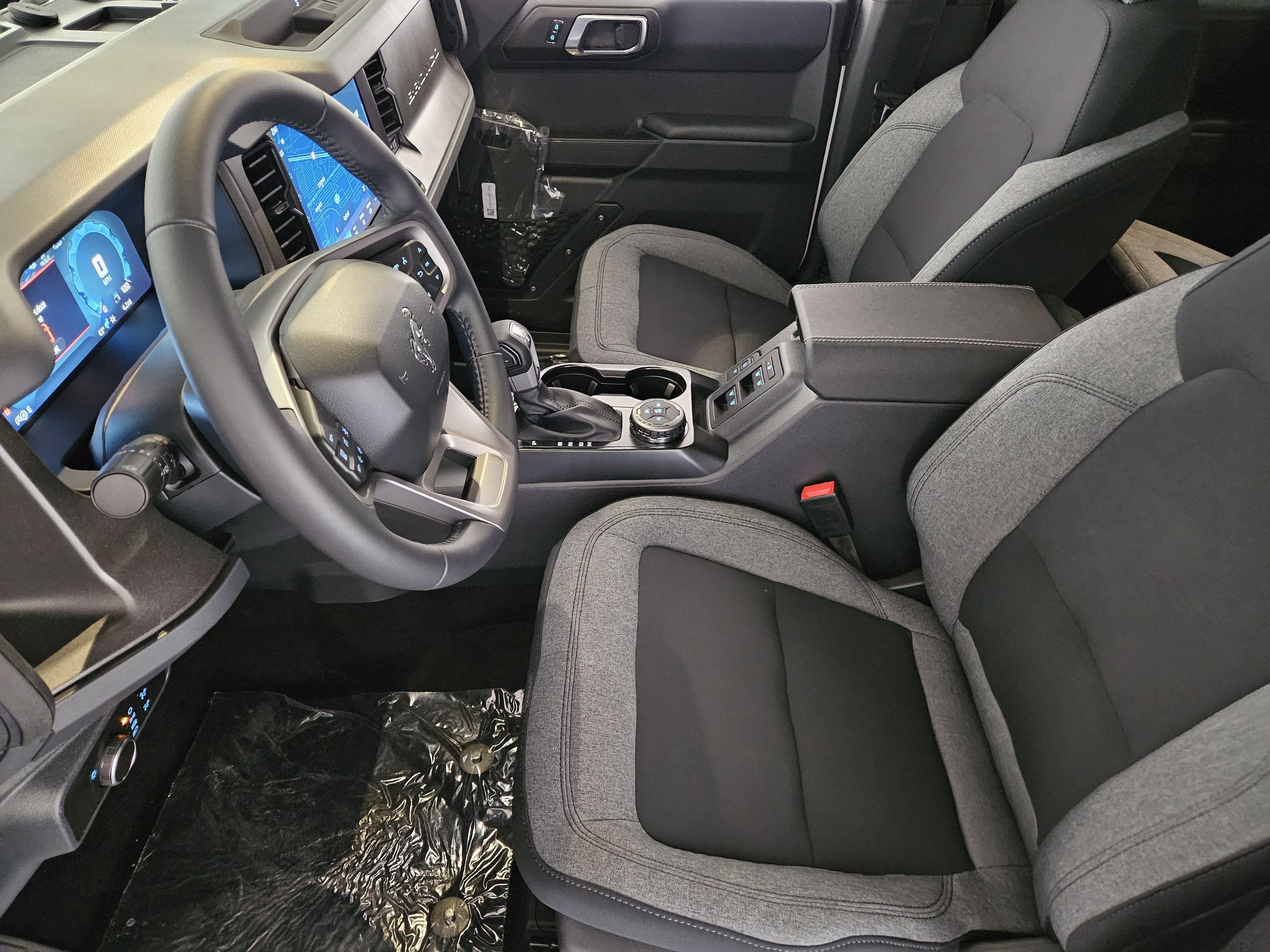 Used 2025 Ford Bronco Big Bend AWD/4WD image 13