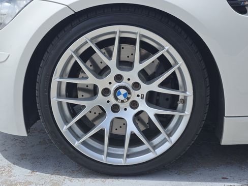 Used 2010 BMW M3 Convertible RWD image 12