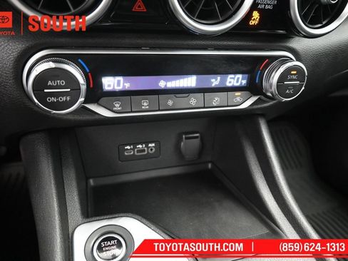 Used 2021 Nissan Sentra SV FWD image 17