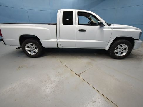Used 2011 Dodge Dakota Big Horn image 31