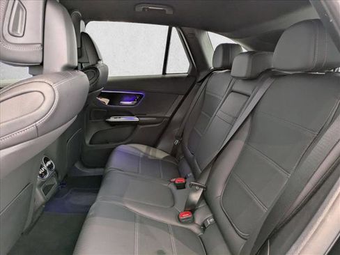 Used 2023 Mercedes-Benz GLC 300 GLC 300 image 21