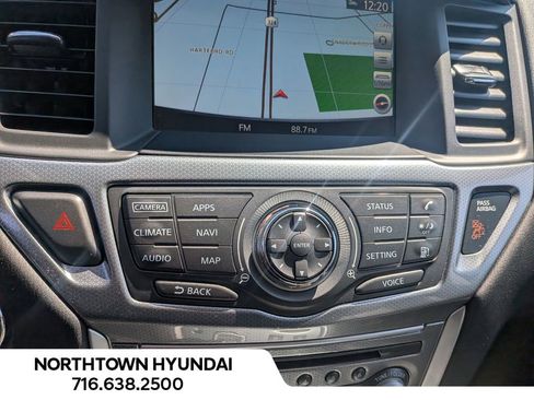 Used 2019 Nissan Pathfinder SL AWD/4WD image 21