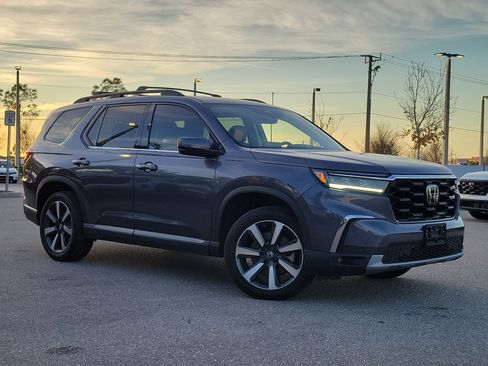 Used 2024 Honda Pilot Touring image 31