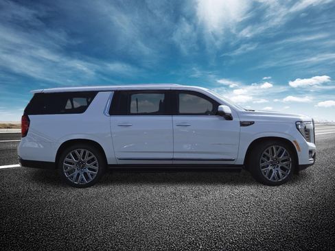 New 2026 GMC Yukon XL Denali Ultimate w/ LPO, Illumination Package AWD/4WD image 24
