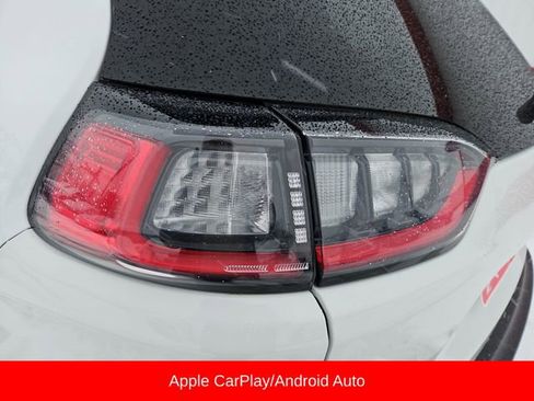 Used 2021 Jeep Cherokee Latitude Lux w/ Comfort/Convenience Group image 18