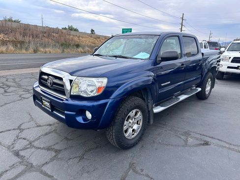 Used 2005 Toyota Tacoma 4x4 Double Cab w/ SR5 Pkg #8 image 2
