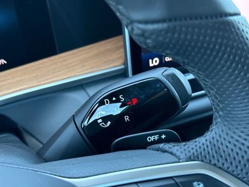 New 2026 Volkswagen Tiguan SEL R-Line image 35