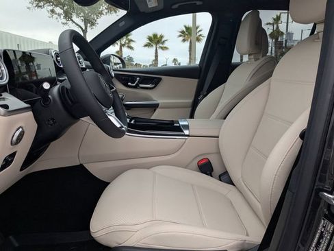 New 2026 Mercedes-Benz GLC 300 image 21
