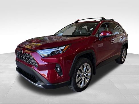 Used 2023 Toyota RAV4 Limited AWD/4WD image 3