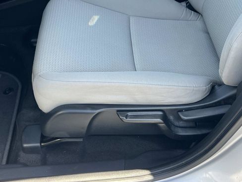 Certified 2020 Honda HR-V LX image 17