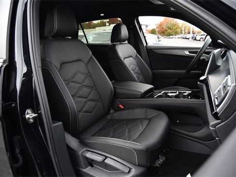 New 2026 Volkswagen Atlas Cross Sport SE image 20