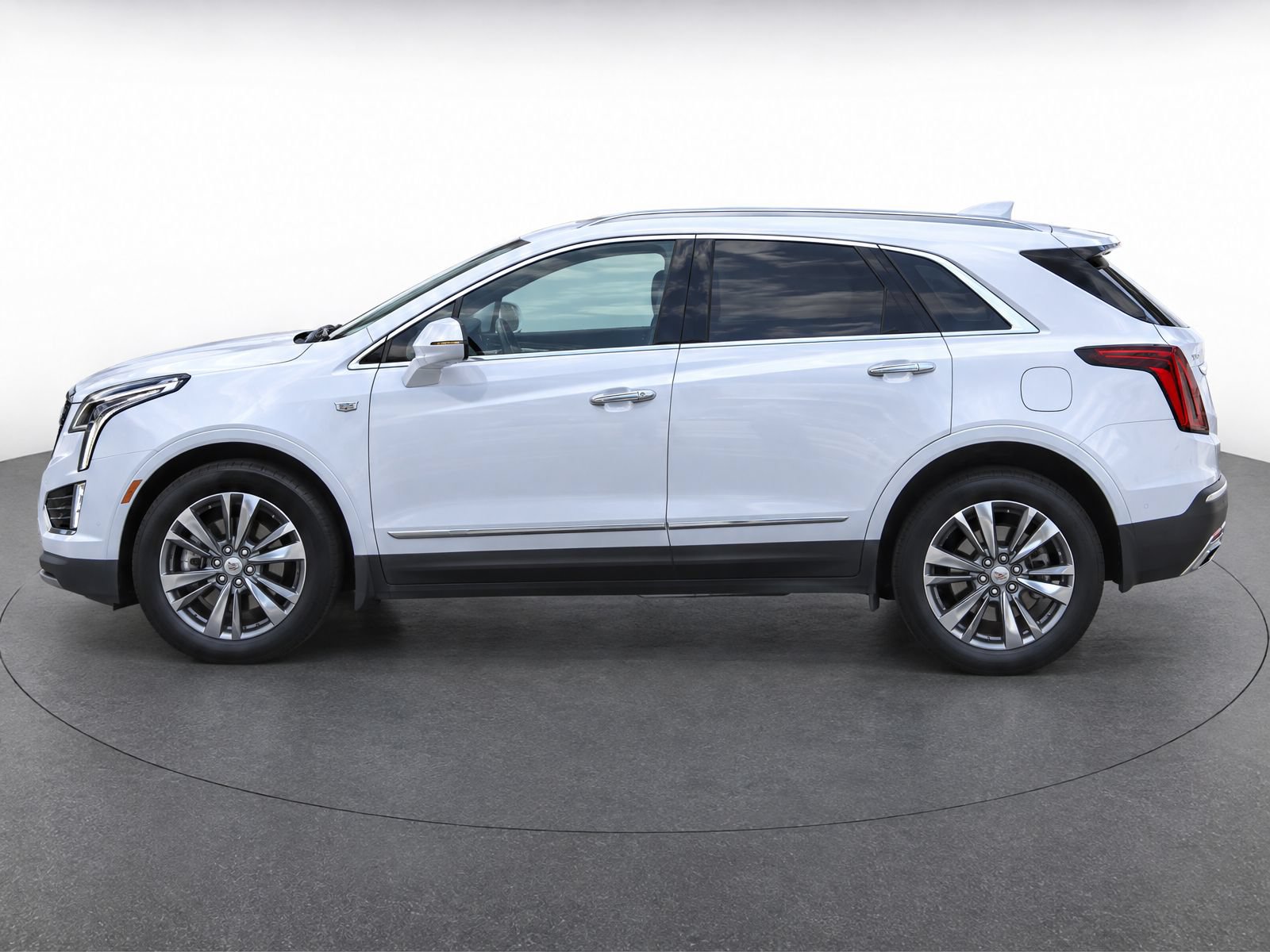 Used 2024 Cadillac XT5 Premium Luxury FWD image 6