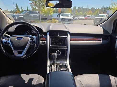 Used 2014 Ford Edge Limited w/ Driver Entry Package AWD/4WD image 5