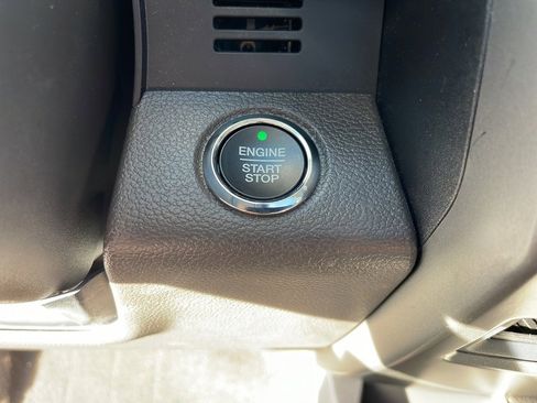 Certified 2021 Ford Expedition XLT image 26