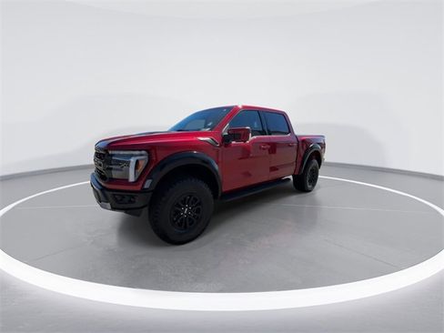 Used 2025 Ford F150 Raptor image 4